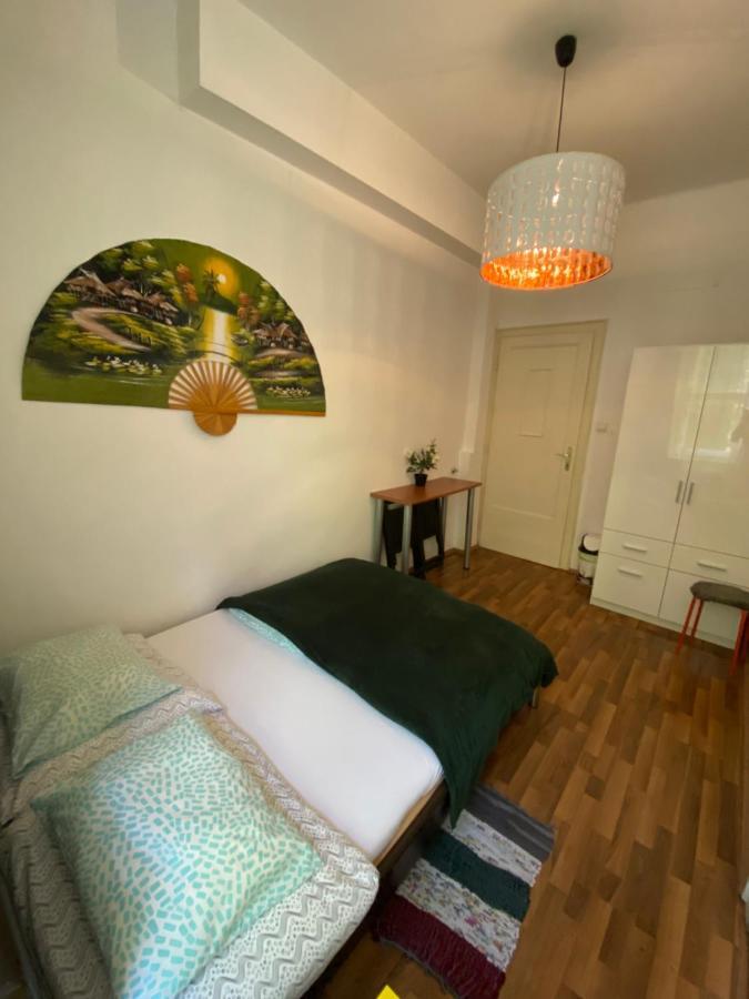Monolit Budapest Center Guesthouse Budapeste Exterior foto