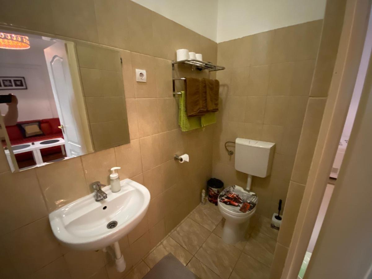 Monolit Budapest Center Guesthouse Budapeste Exterior foto