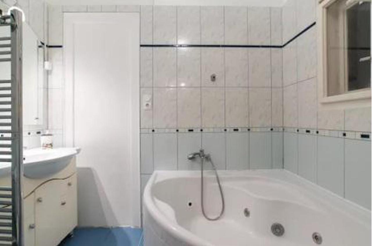 Monolit Budapest Center Guesthouse Budapeste Exterior foto